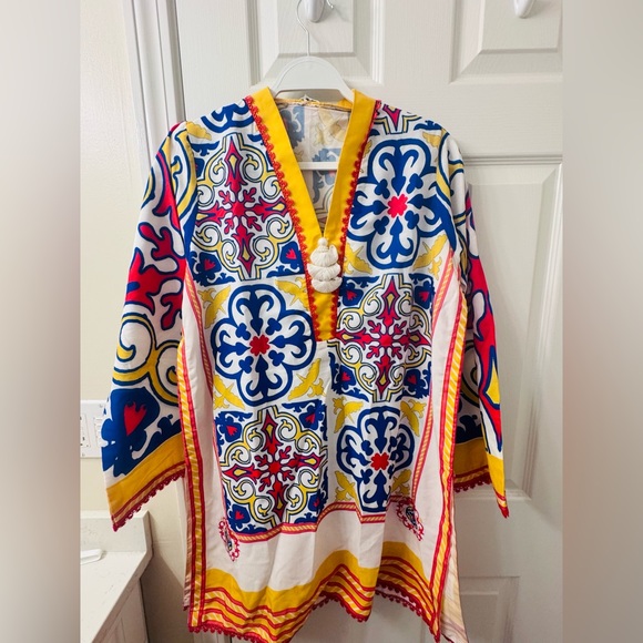 Colorful Patterned Tunic 2 piece - Picture 4 of 4